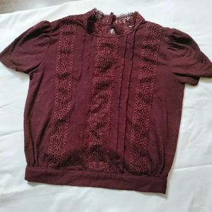 Cute top with lace detail